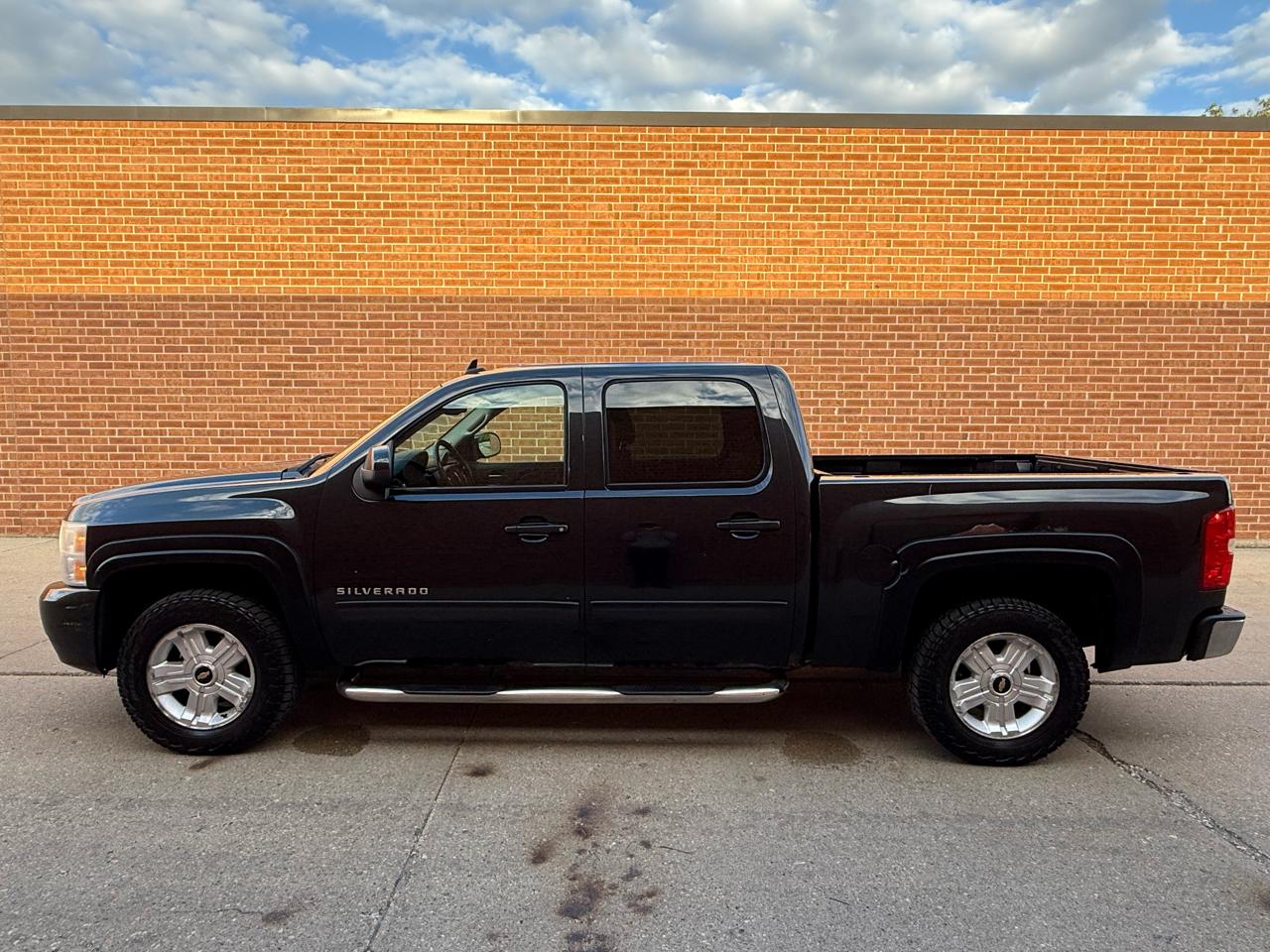 Chevrolet Silverado 1500 LTZ Crew Cab 4WD 2010
