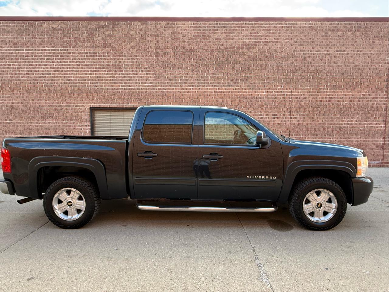 Chevrolet Silverado 1500 LTZ Crew Cab 4WD 2010