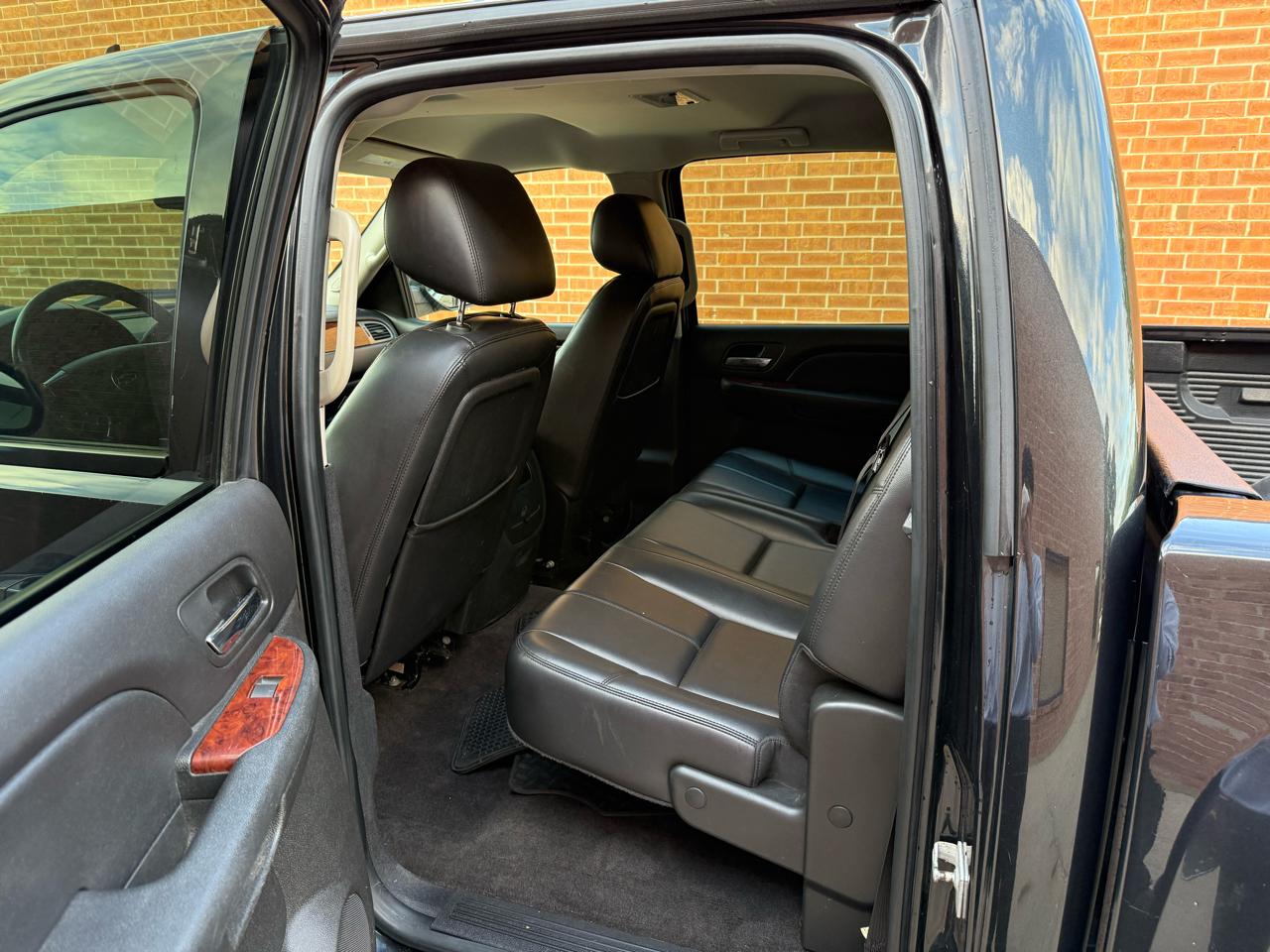 Chevrolet Silverado 1500 LTZ Crew Cab 4WD 2010