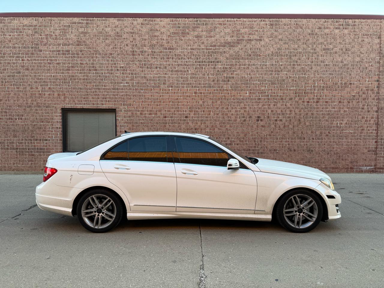 Mercedes-Benz C-Class C300 4MATIC Sport Sedan 2013