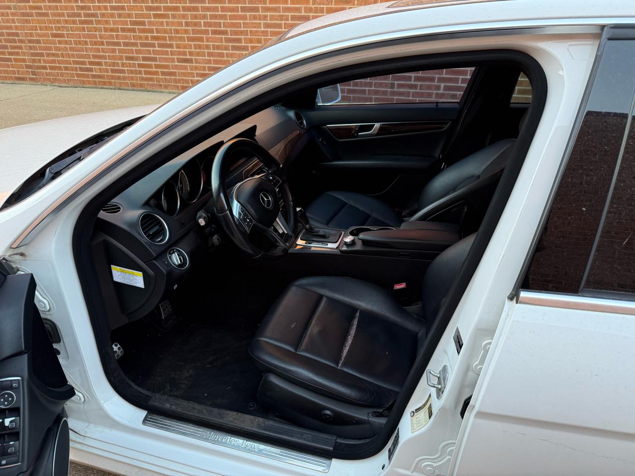 Mercedes-Benz C-Class C300 4MATIC Sport Sedan 2013