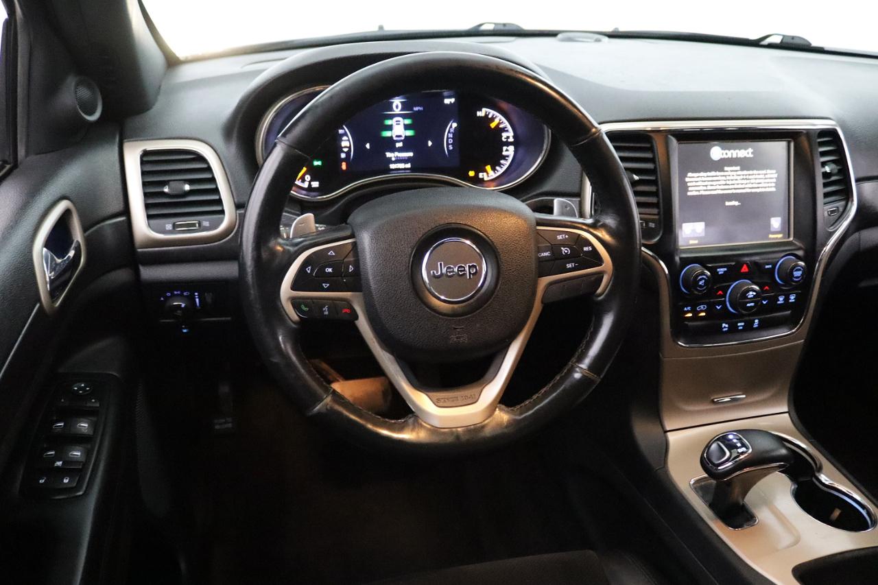 Jeep Grand Cherokee Laredo 4WD 2015