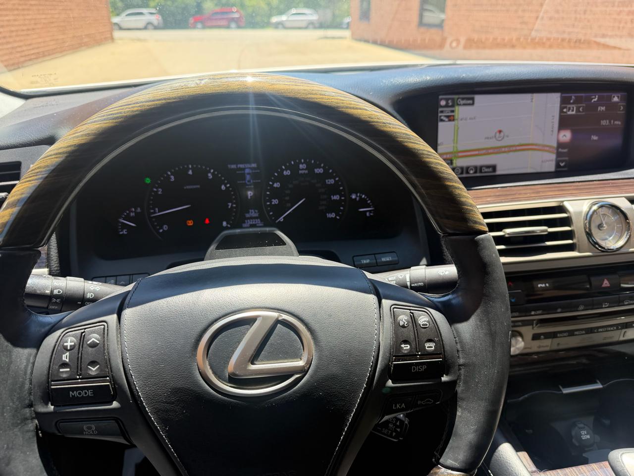 Lexus LS 460 L Luxury Sedan 2015