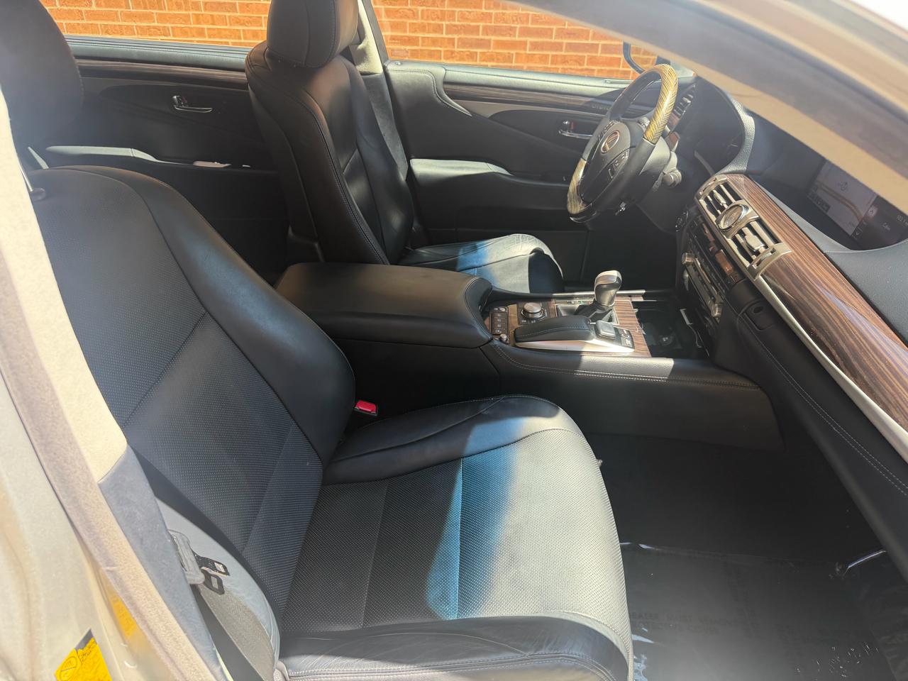 Lexus LS 460 L Luxury Sedan 2015