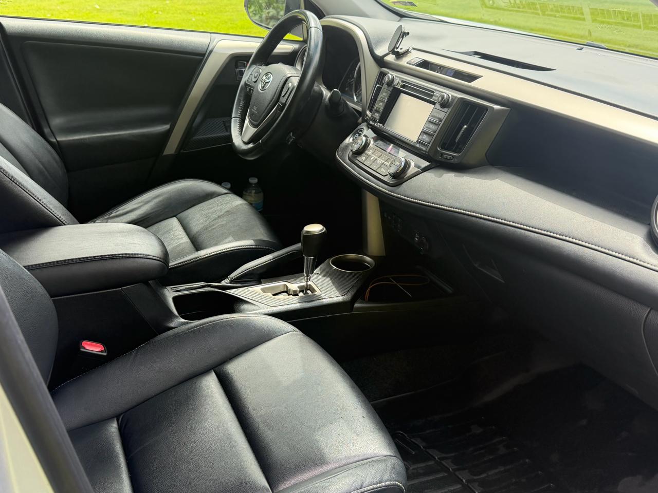 Toyota RAV4 Limited AWD 2015
