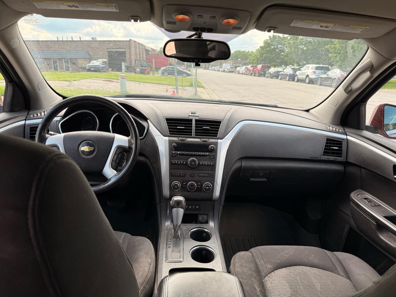 Chevrolet Traverse LT FWD 2011