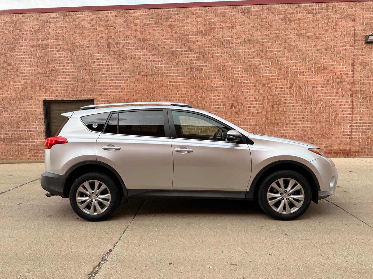 Toyota RAV4 Limited AWD 2015