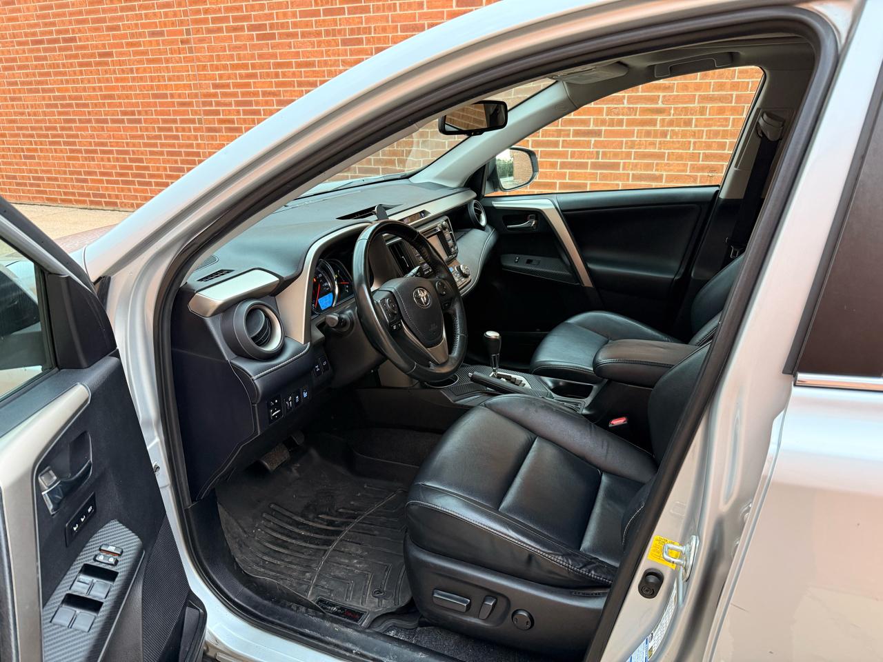 Toyota RAV4 Limited AWD 2015