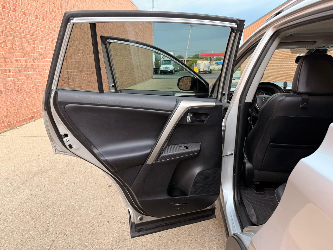 Toyota RAV4 Limited AWD 2015