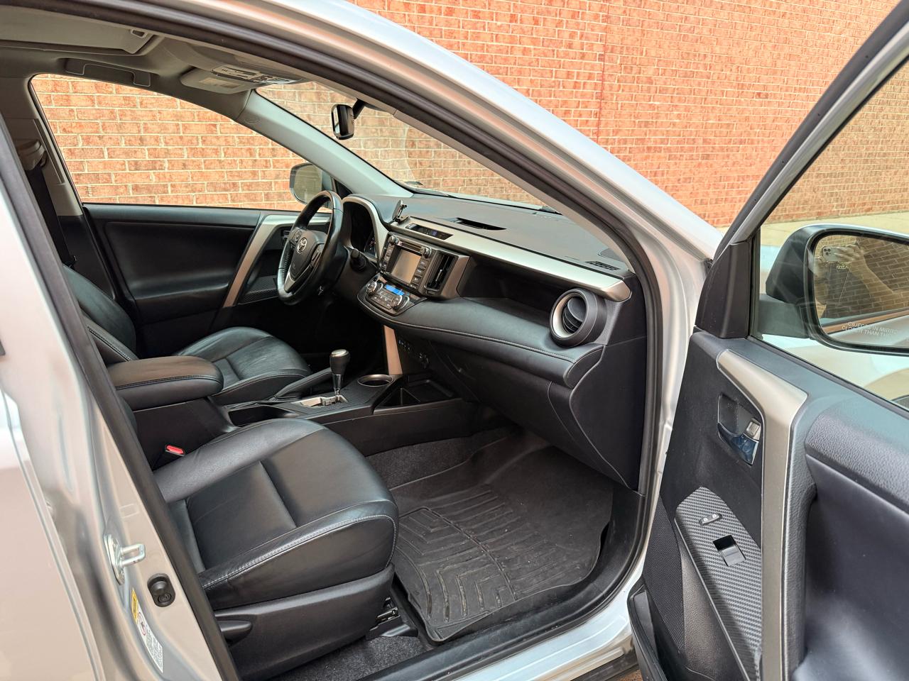 Toyota RAV4 Limited AWD 2015