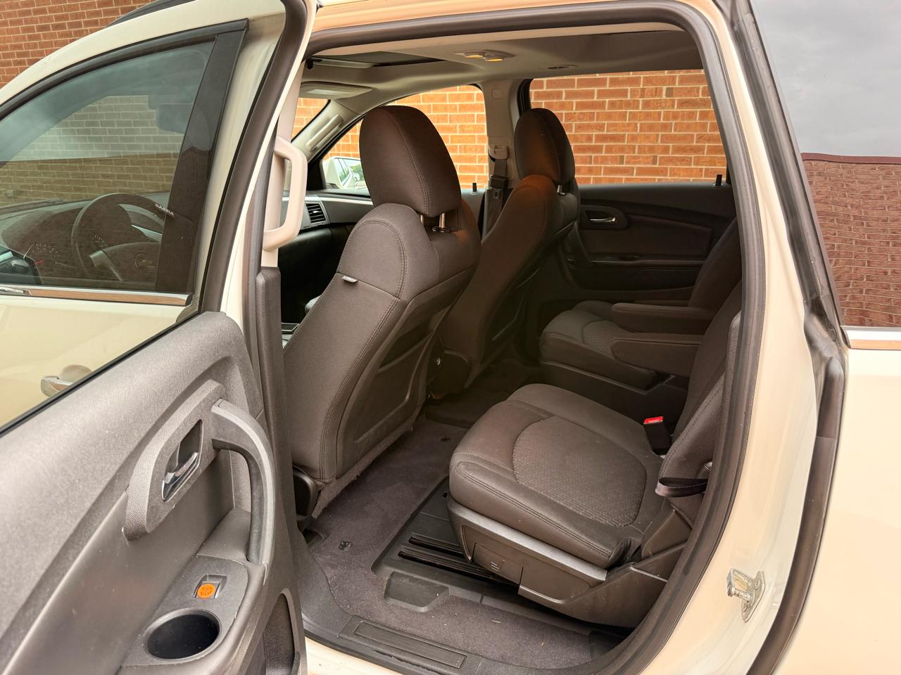 Chevrolet Traverse 2LT AWD 2012