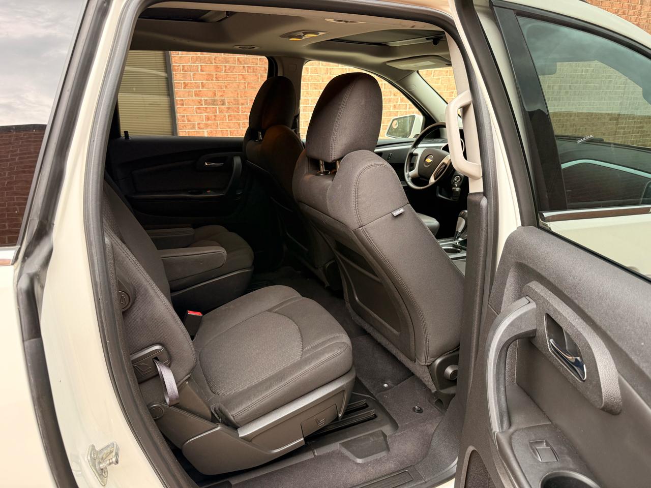 Chevrolet Traverse 2LT AWD 2012