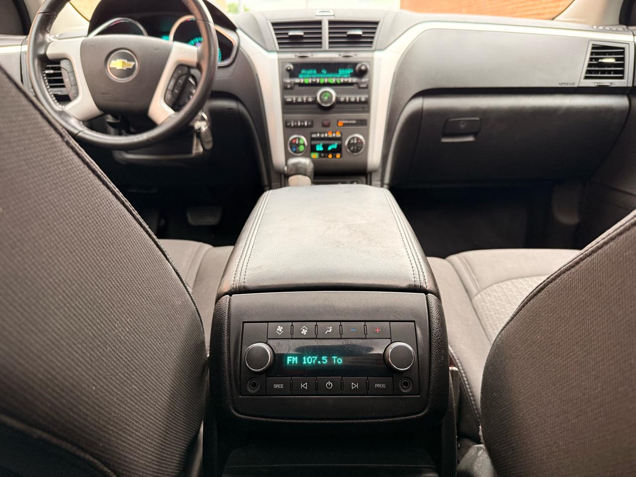 Chevrolet Traverse 2LT AWD 2012