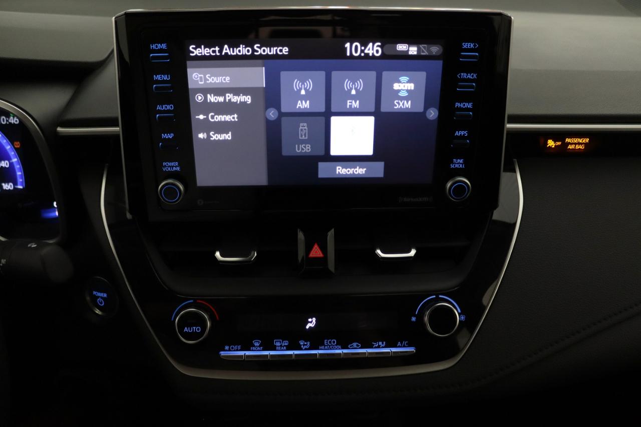 2022 Toyota Corolla LE - Photo 18