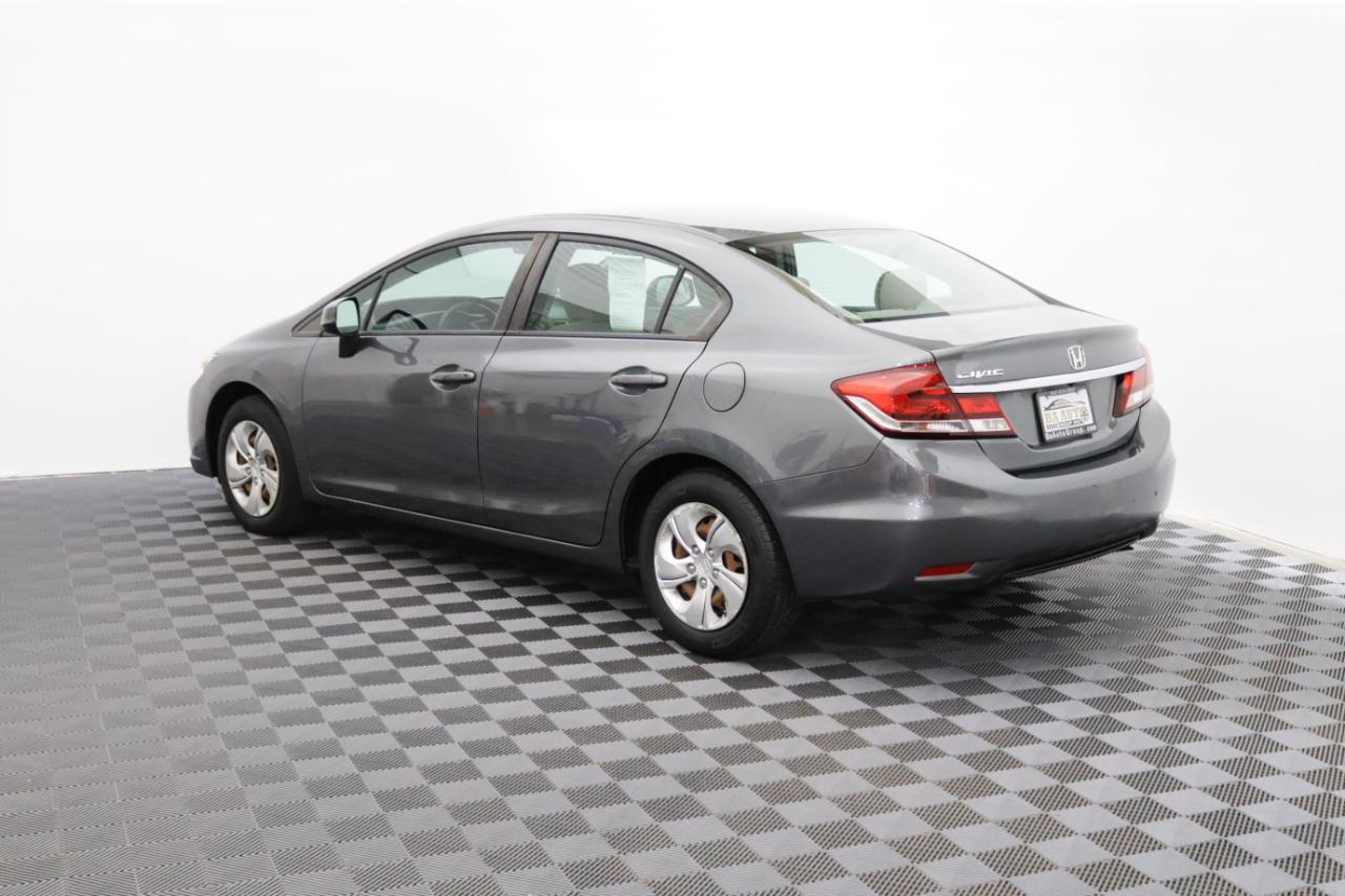 Honda Civic LX Sedan 5-Speed AT 2013