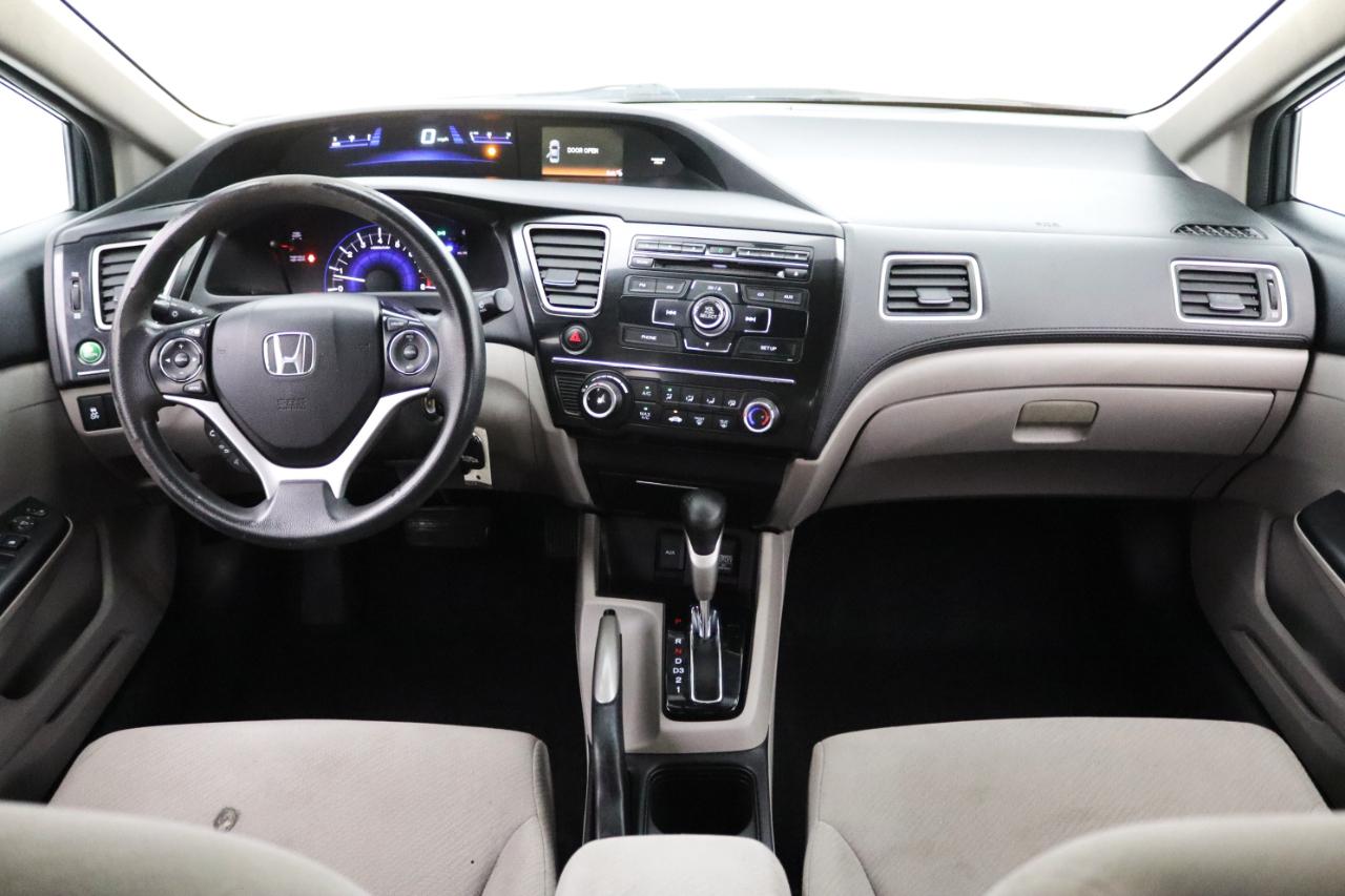 Honda Civic LX Sedan 5-Speed AT 2013