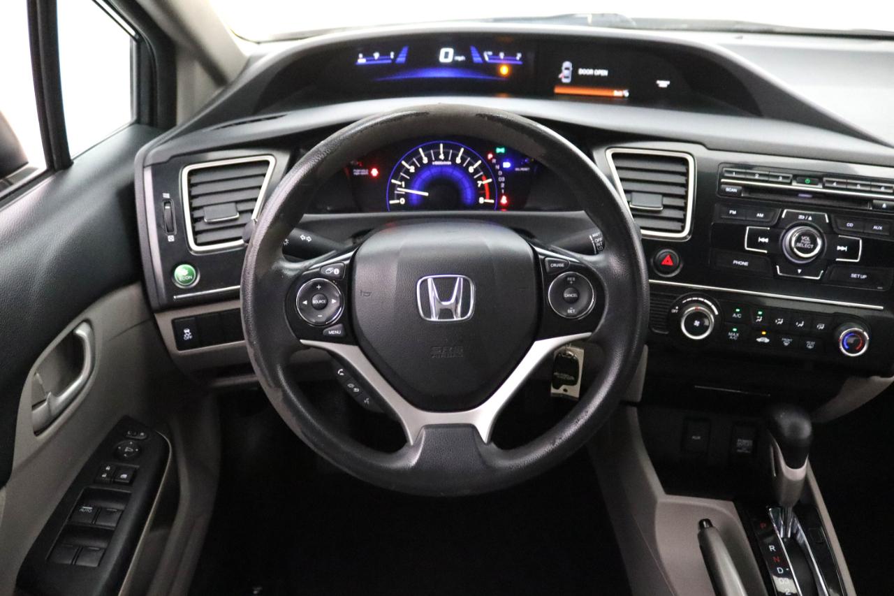 Honda Civic LX Sedan 5-Speed AT 2013