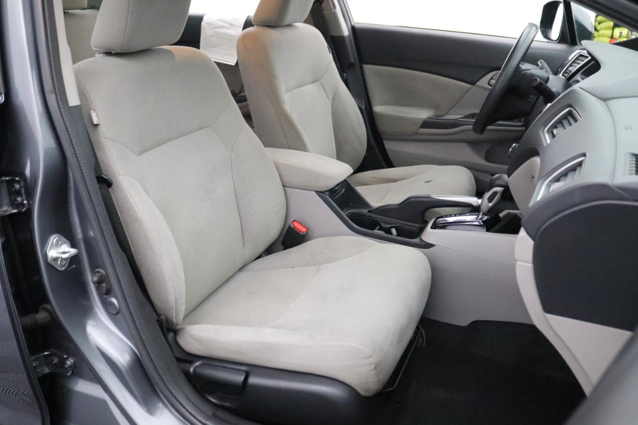 Honda Civic LX Sedan 5-Speed AT 2013