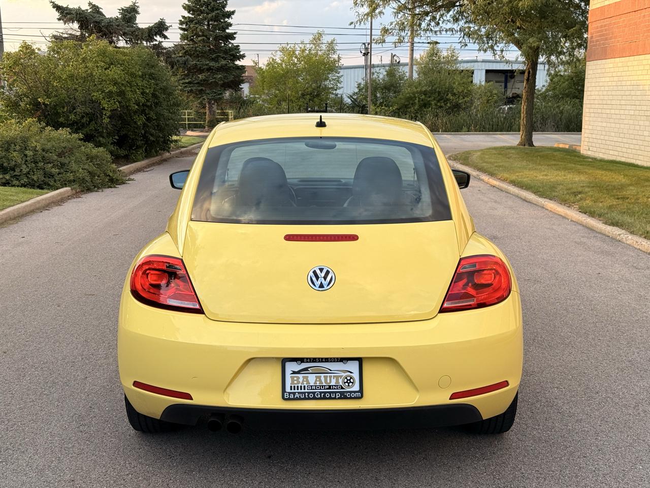 Volkswagen Beetle 1.8T Classic 2015