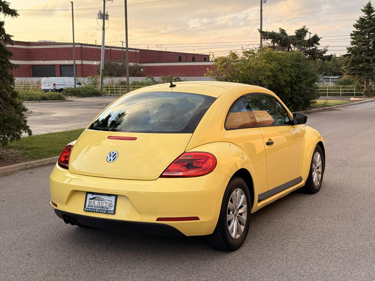 Volkswagen Beetle 1.8T Classic 2015