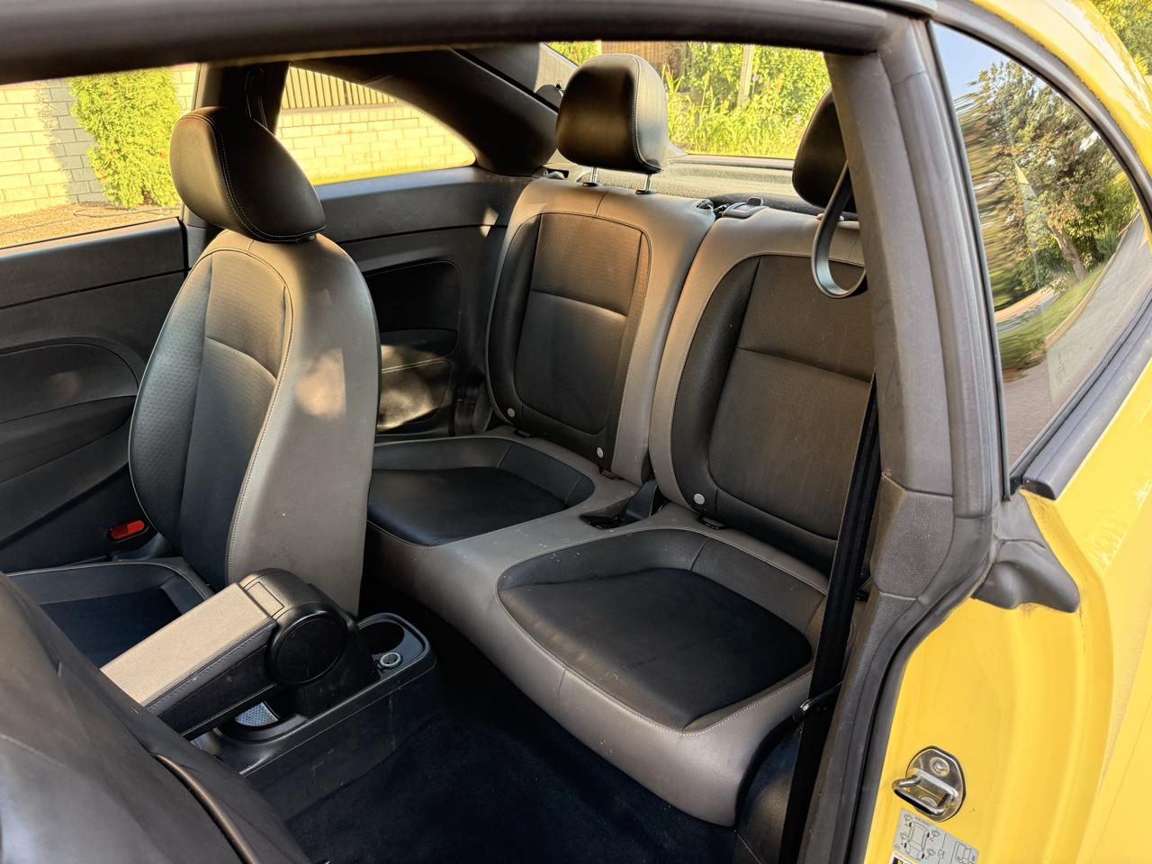 Volkswagen Beetle 1.8T Classic 2015
