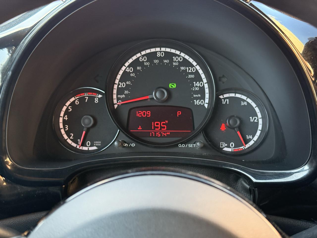 Volkswagen Beetle 1.8T Classic 2015