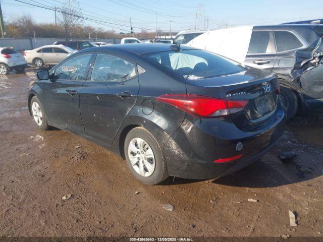 Hyundai Elantra SE 6AT 2016