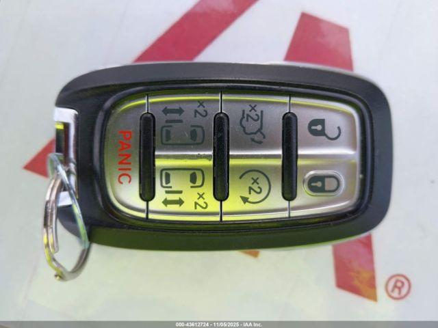 Chrysler Pacifica Touring-L 2017