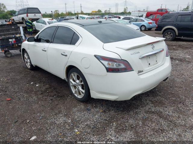 Nissan Maxima SV 2012