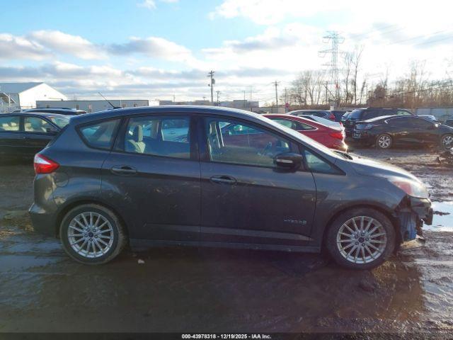 Ford C-Max Hybrid SE 2016