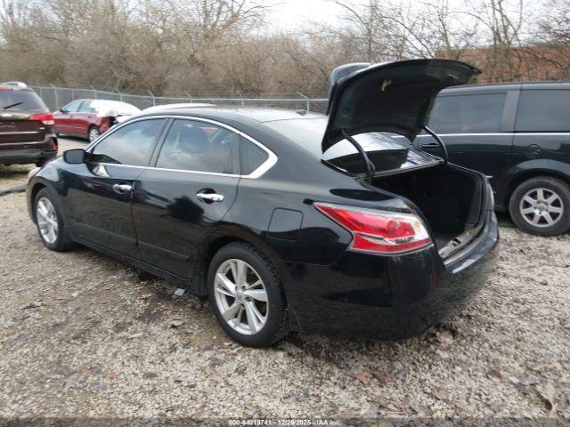 Nissan Altima 2.5 SV 2015