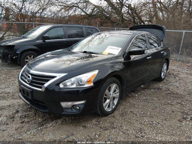 Nissan Altima 2.5 SV 2015