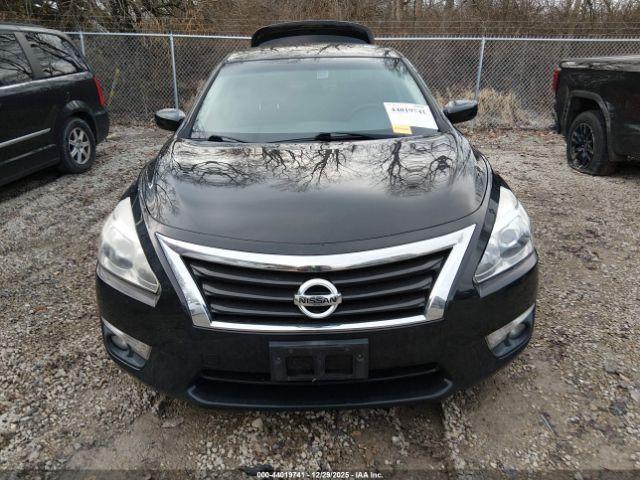 Nissan Altima 2.5 SV 2015