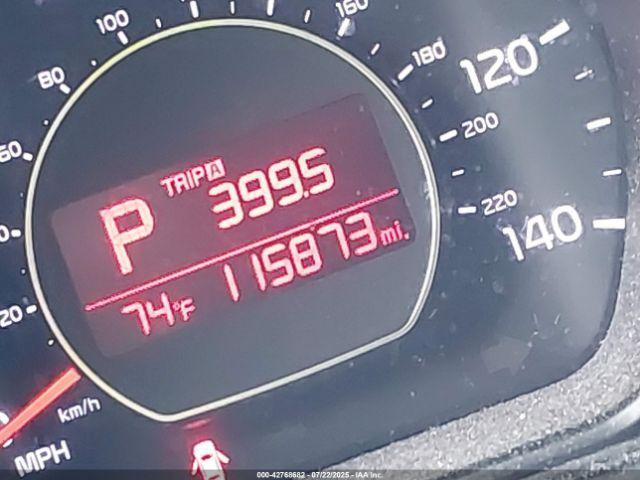 Kia Soul Base 6A 2016