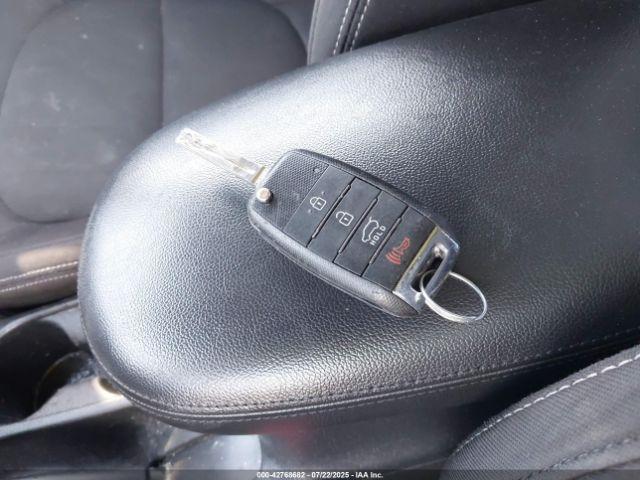 Kia Soul Base 6A 2016