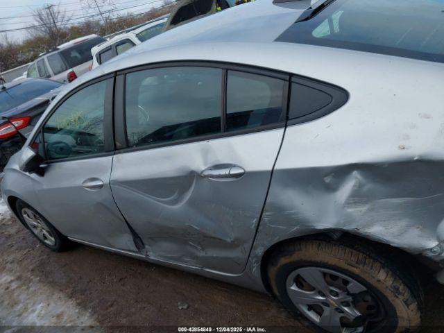 Chevrolet Cruze LS Auto 2018