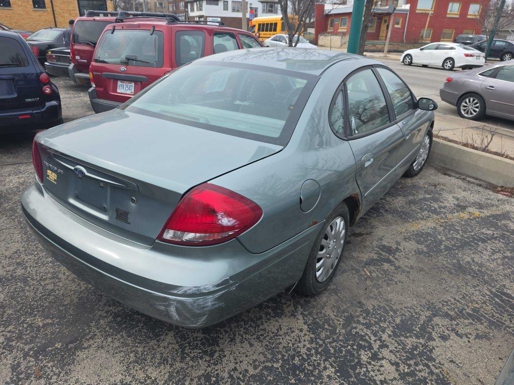 Ford Taurus  2007