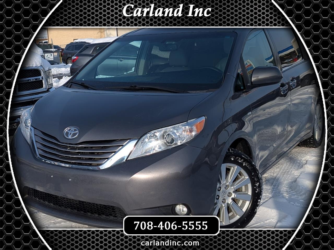 2017 Toyota Sienna XLE 7-Passenger AWD