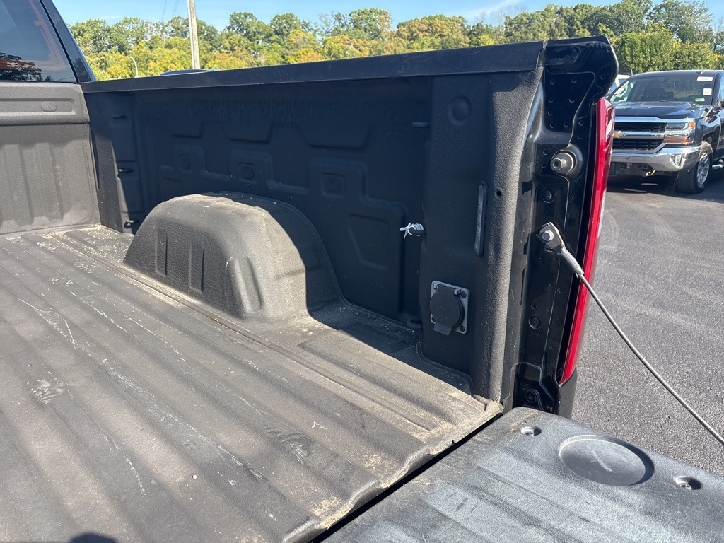 Chevrolet Silverado 1500 4WD Crew Cab 157" High Country 2019