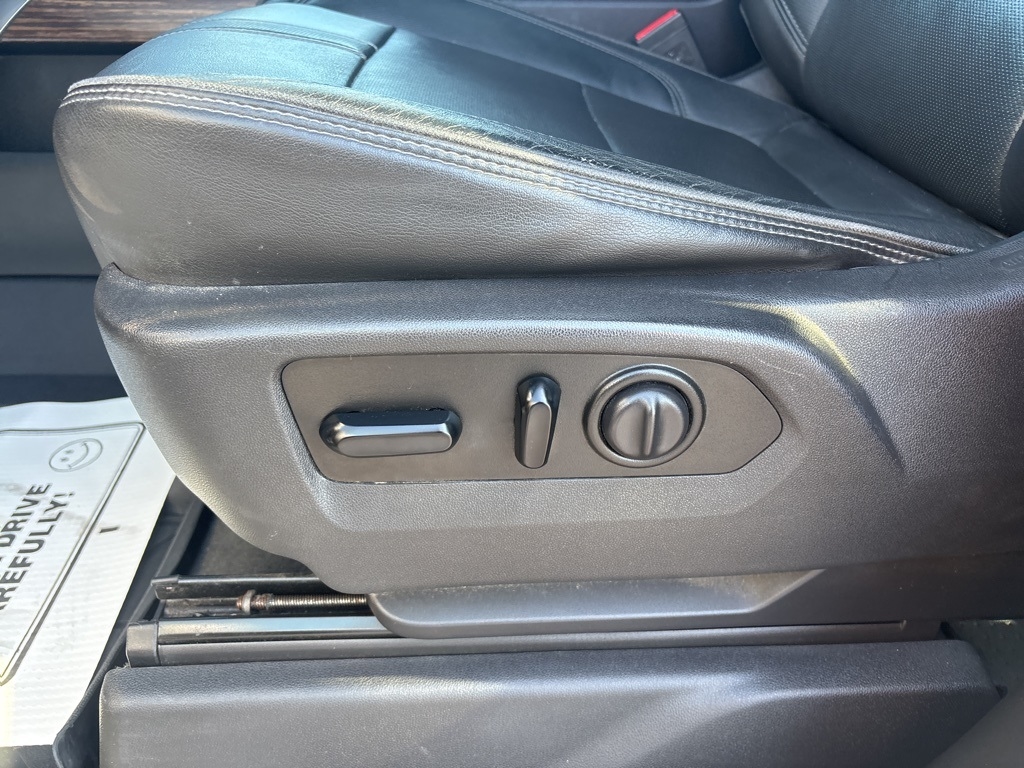 Chevrolet Silverado 1500 4WD Crew Cab 157" High Country 2019