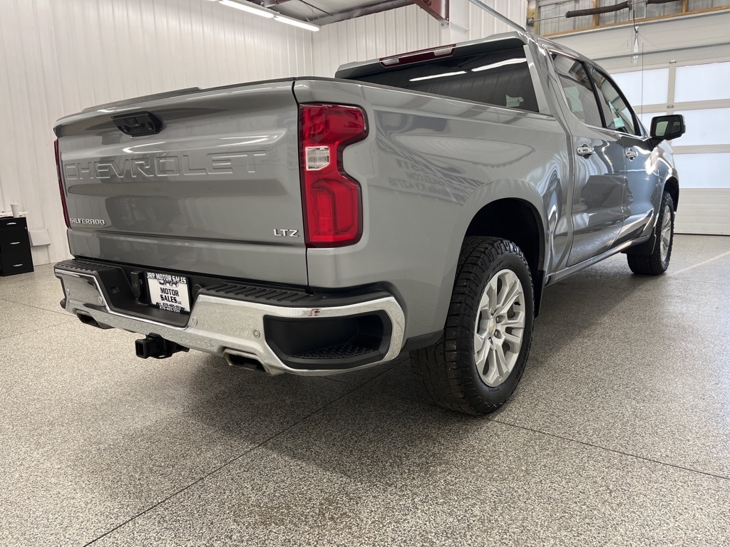Chevrolet Silverado 1500 4WD Crew Cab 147" LTZ 2023