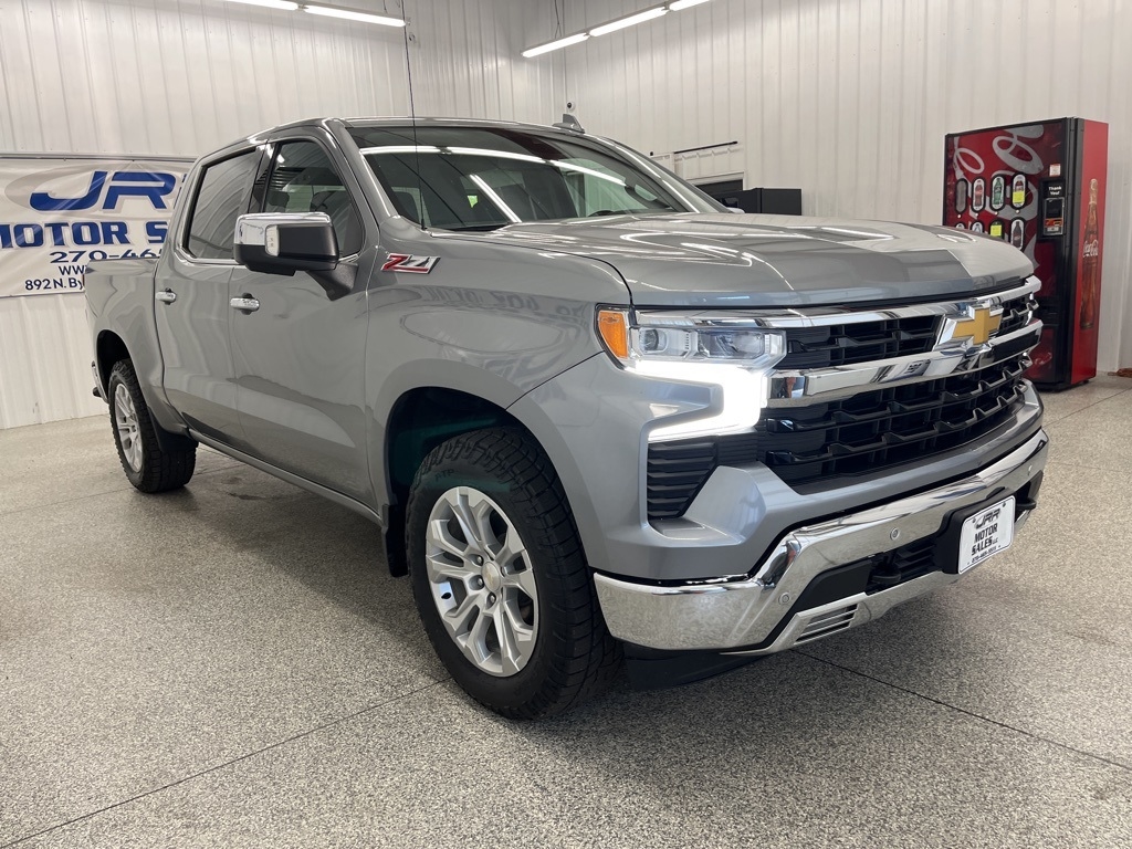 Chevrolet Silverado 1500 4WD Crew Cab 147" LTZ 2023