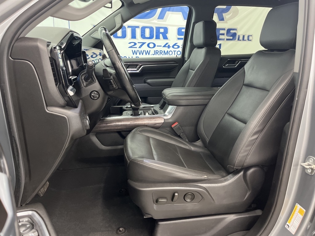 Chevrolet Silverado 1500 4WD Crew Cab 147" LTZ 2023