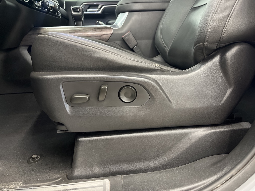 Chevrolet Silverado 1500 4WD Crew Cab 147" LTZ 2023