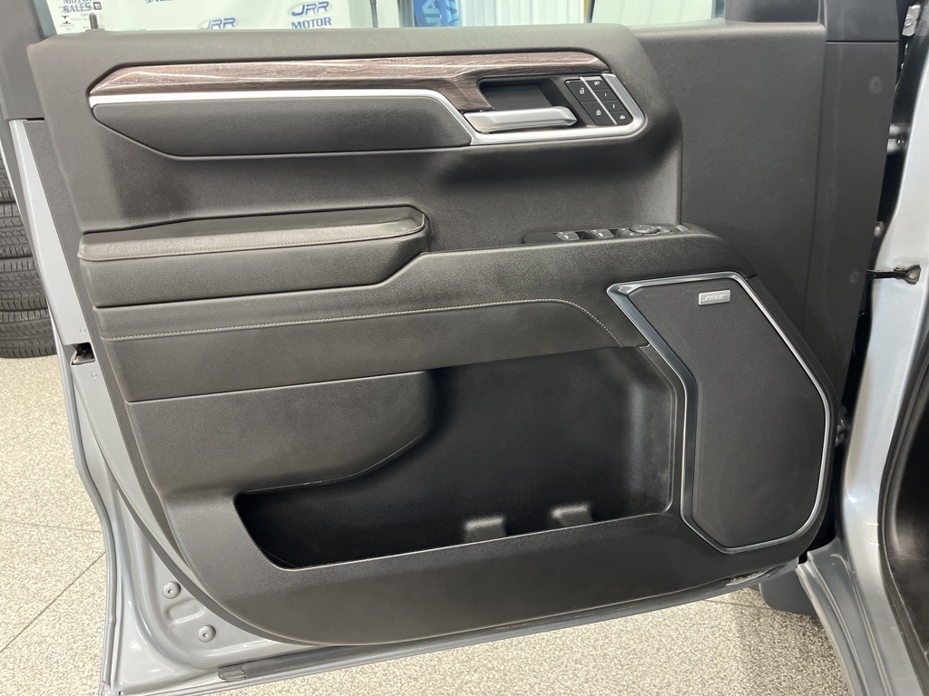 Chevrolet Silverado 1500 4WD Crew Cab 147" LTZ 2023