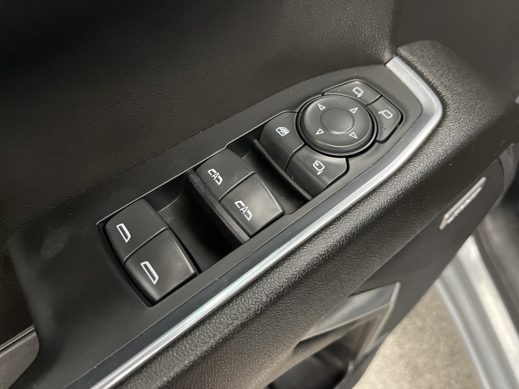 Chevrolet Silverado 1500 4WD Crew Cab 147" LTZ 2023