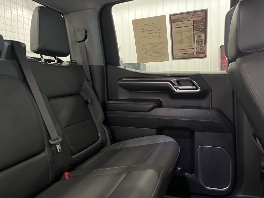 Chevrolet Silverado 1500 4WD Crew Cab 147" LTZ 2023