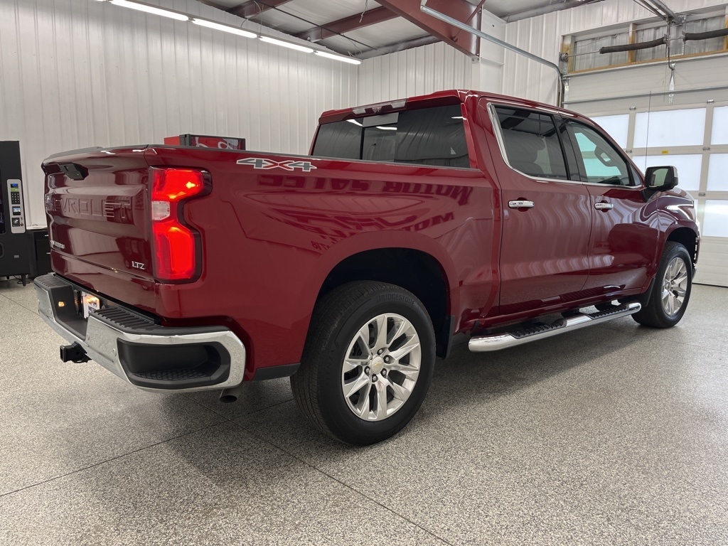 Chevrolet Silverado 1500 4WD Crew Cab 147" LTZ 2021