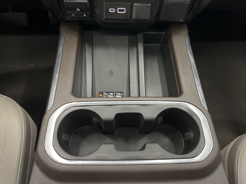 Chevrolet Silverado 1500 4WD Crew Cab 147" LTZ 2021