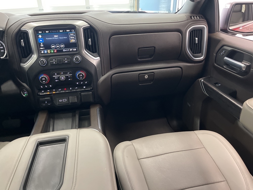Chevrolet Silverado 1500 4WD Crew Cab 147" LTZ 2021